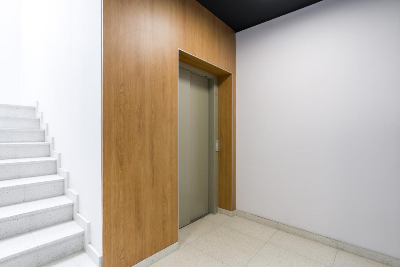 Warta Residence Apartments By Noclegi Renters Poznań Eksteriør billede